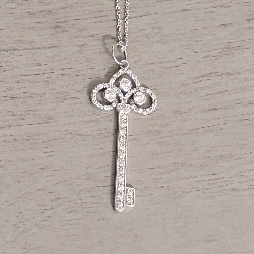 Silver Key Pendant Necklace
